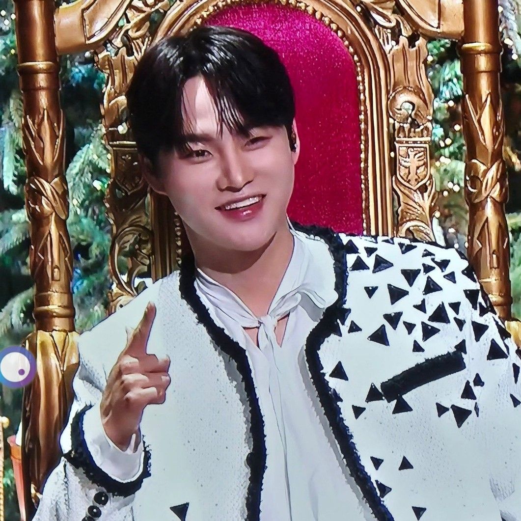 パク・ソジンの最近の活動ショット