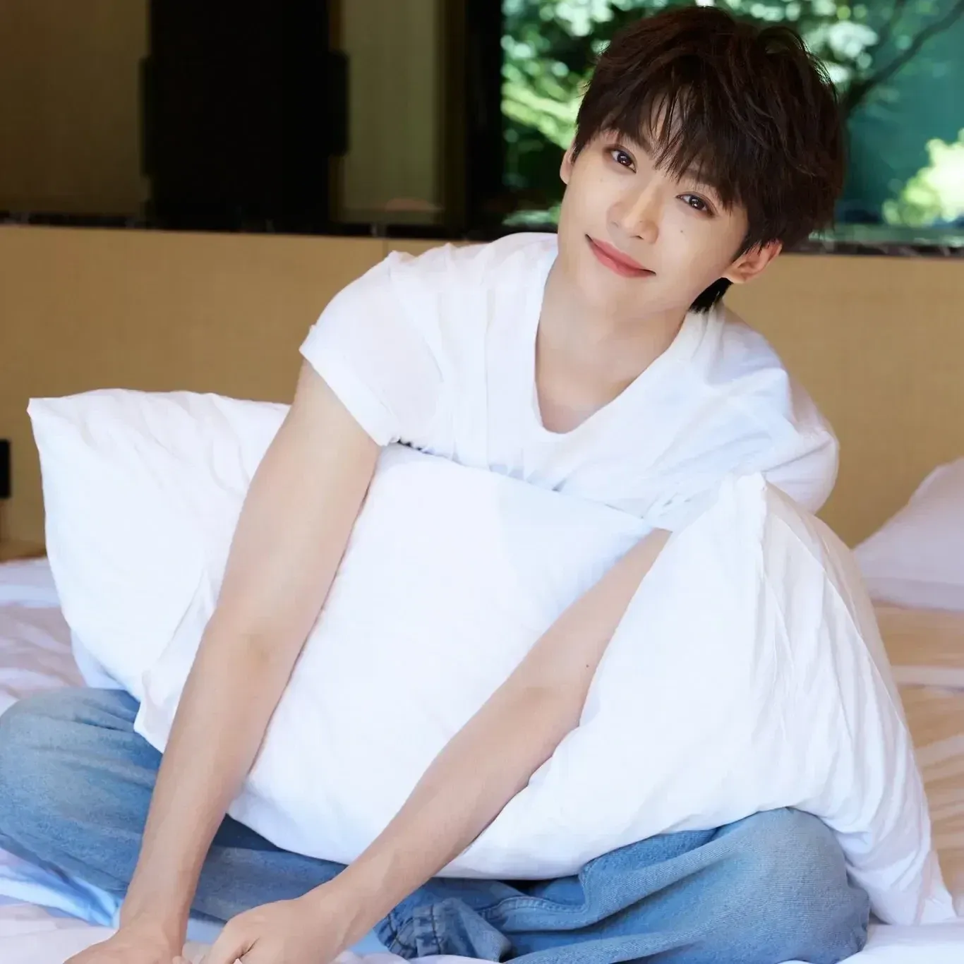 Behind-the-scenes cut of Zi Yu