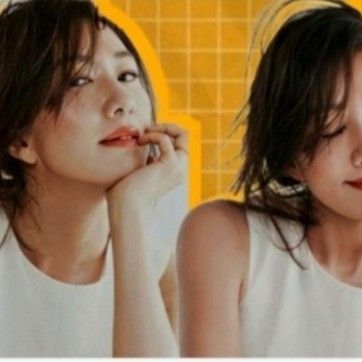 A moment captured by a fan of Kim Heeae