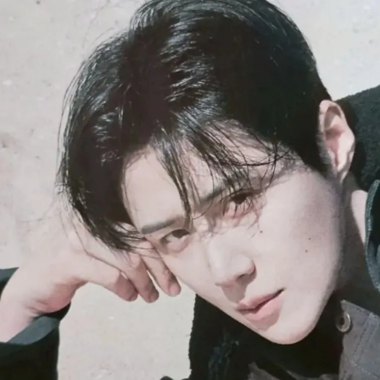 김선호의 최신 사진