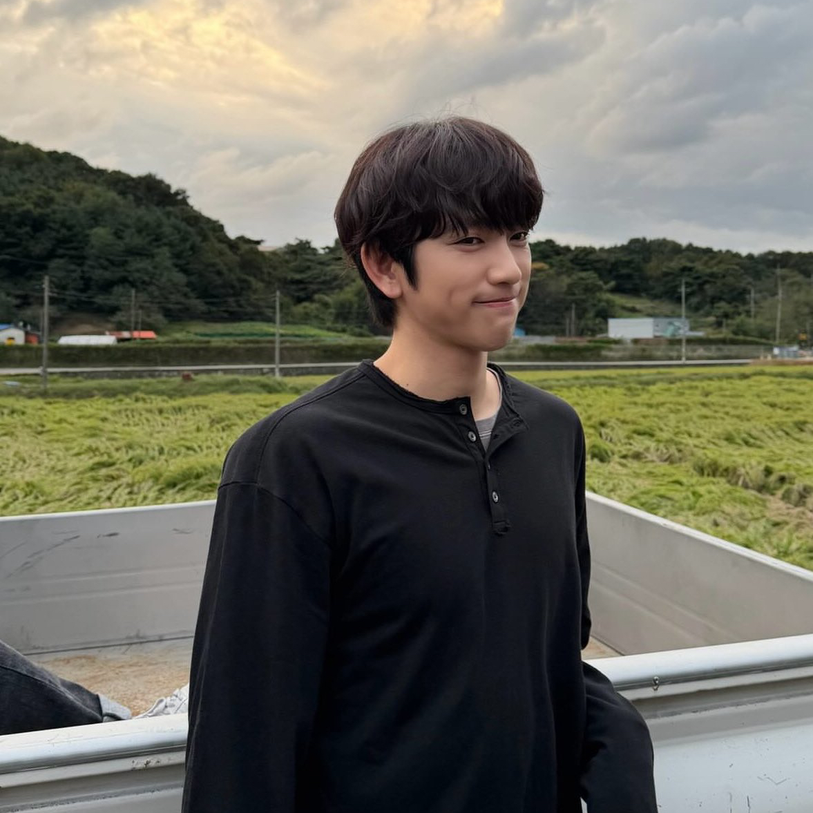 Latest photo of Park Jinyoung