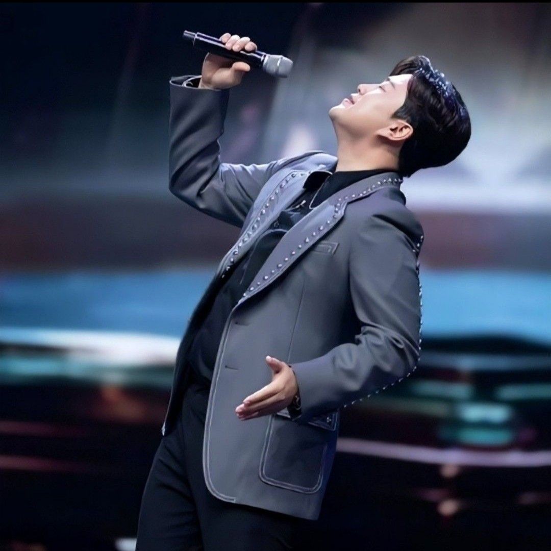 金浩中的最新照片