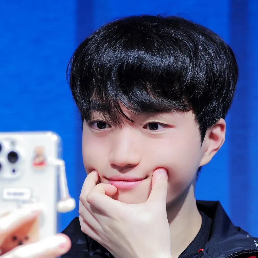 A moment captured by a fan of Keria