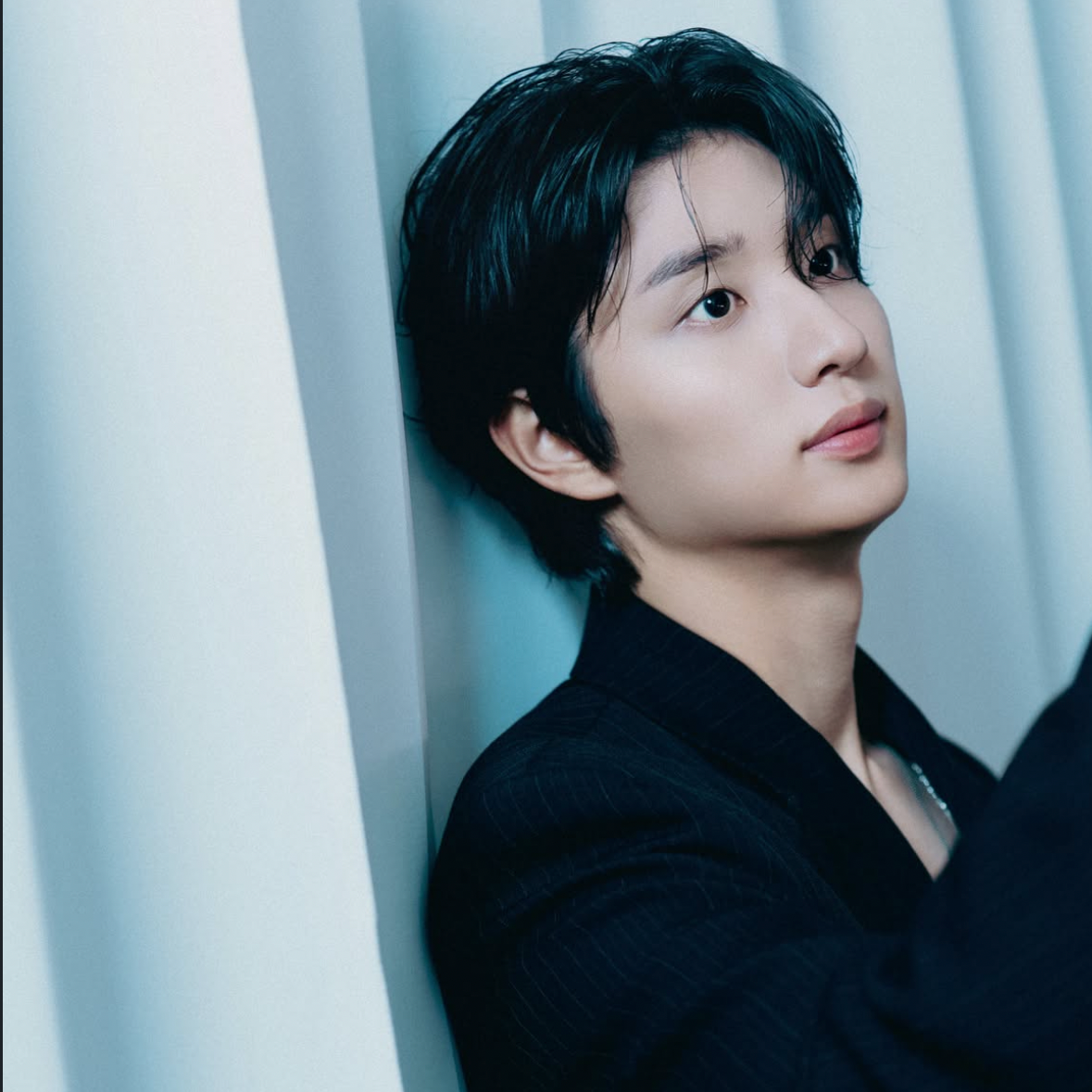 A moment captured by a fan of Kim Jaewon