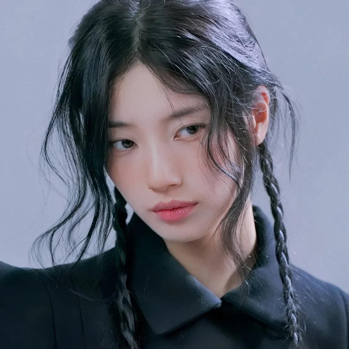 Recent activity shot of Bae Suzy