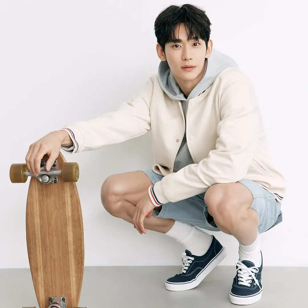 Behind-the-scenes cut of Kim Soohyun