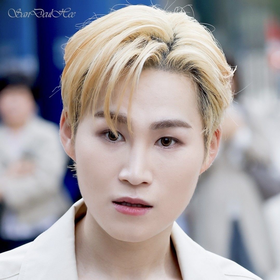 김희재 최근 활동샷