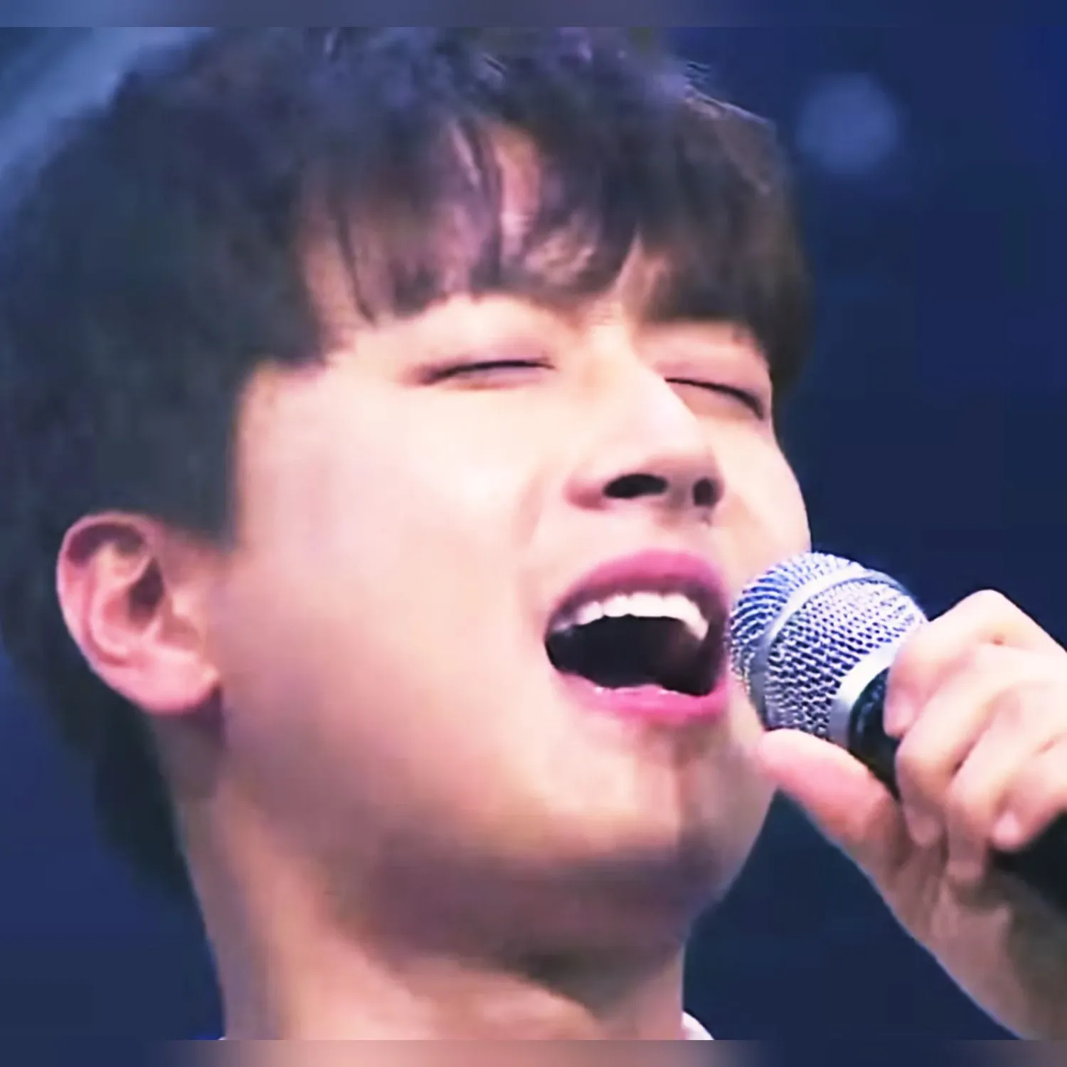 이찬원 최근 활동샷