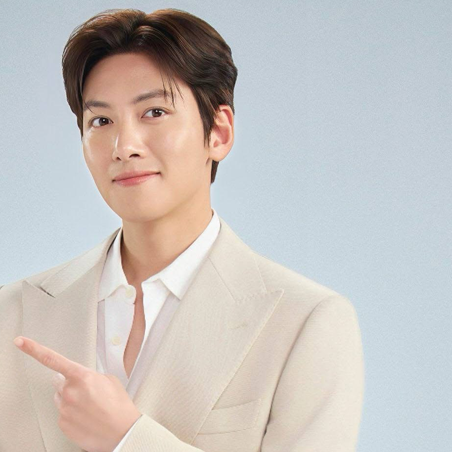 A moment captured by a fan of Ji Changwook