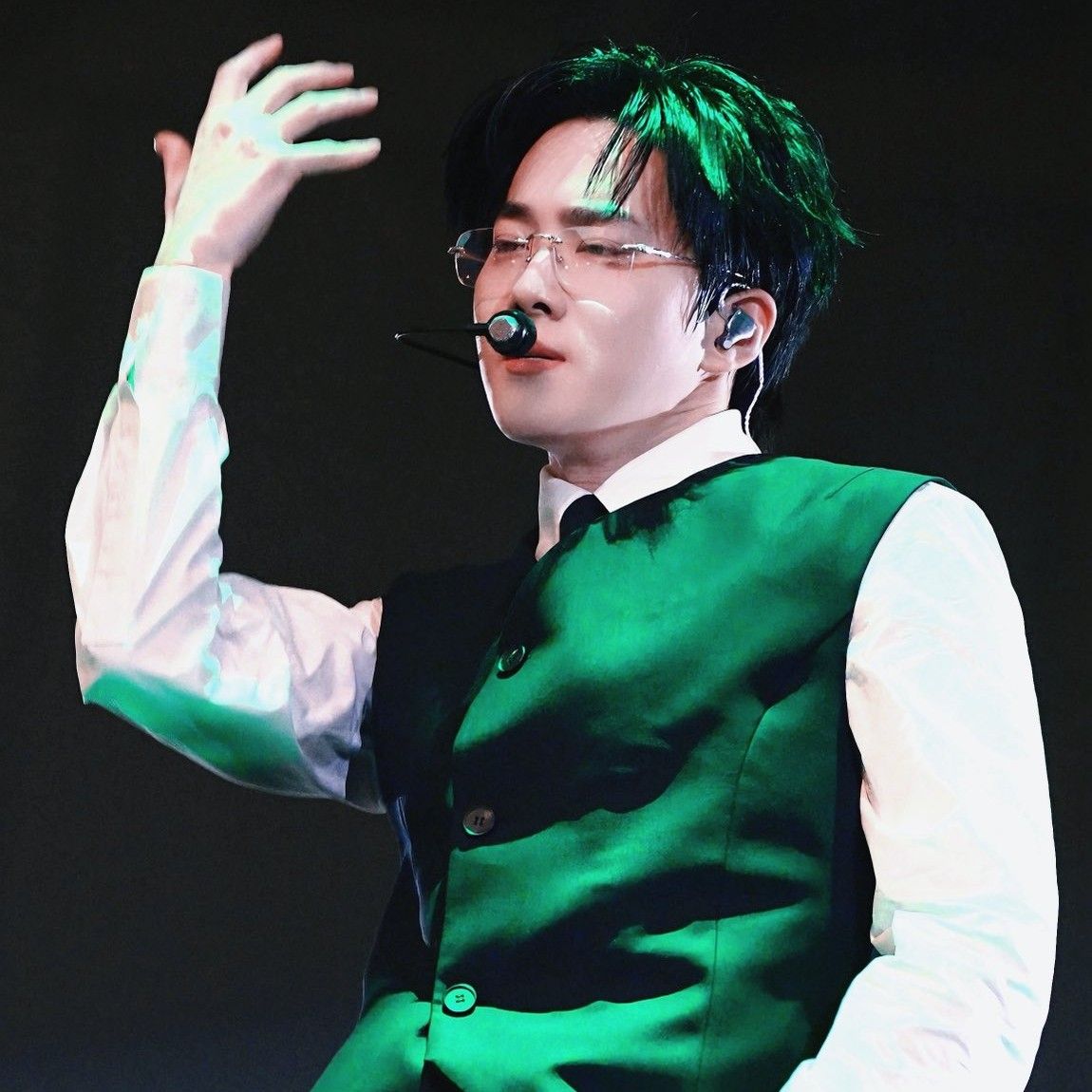 수호 최근 활동샷