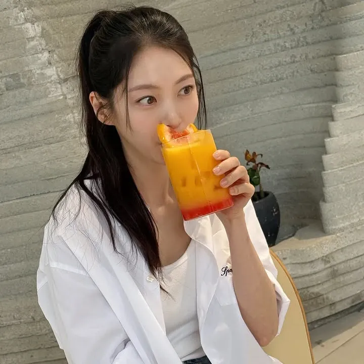 A moment captured by a fan of Gong Seungyeon