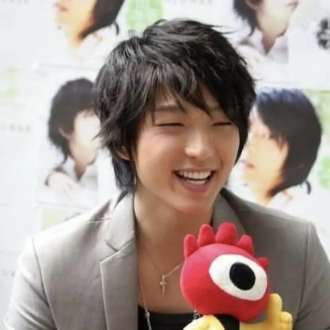 이준기 최근 활동샷