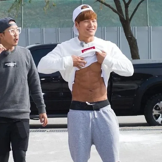 김종국의 최신 사진