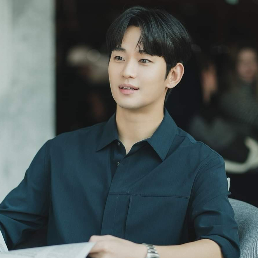 A moment captured by a fan of Kim Soohyun