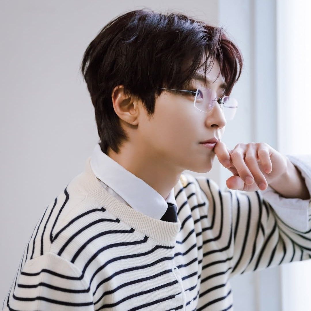 황인엽의 비하인드 컷