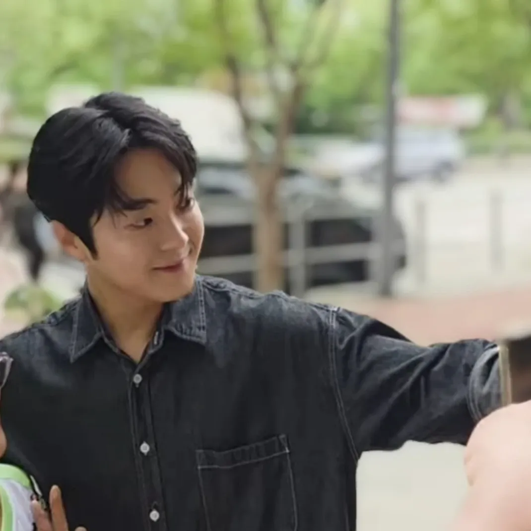 Behind-the-scenes cut of Park Minsu