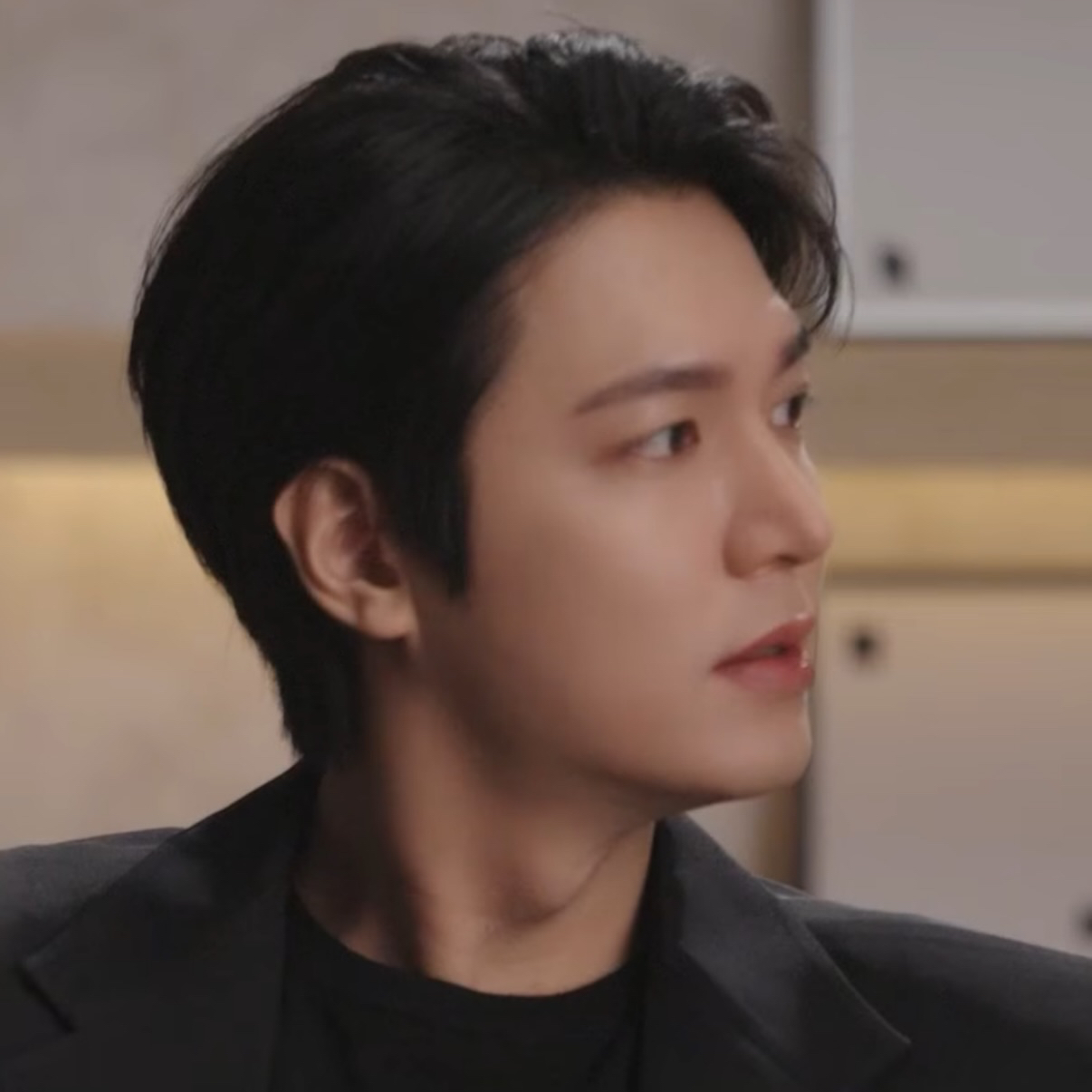 イ・ミンホの最近の活動ショット