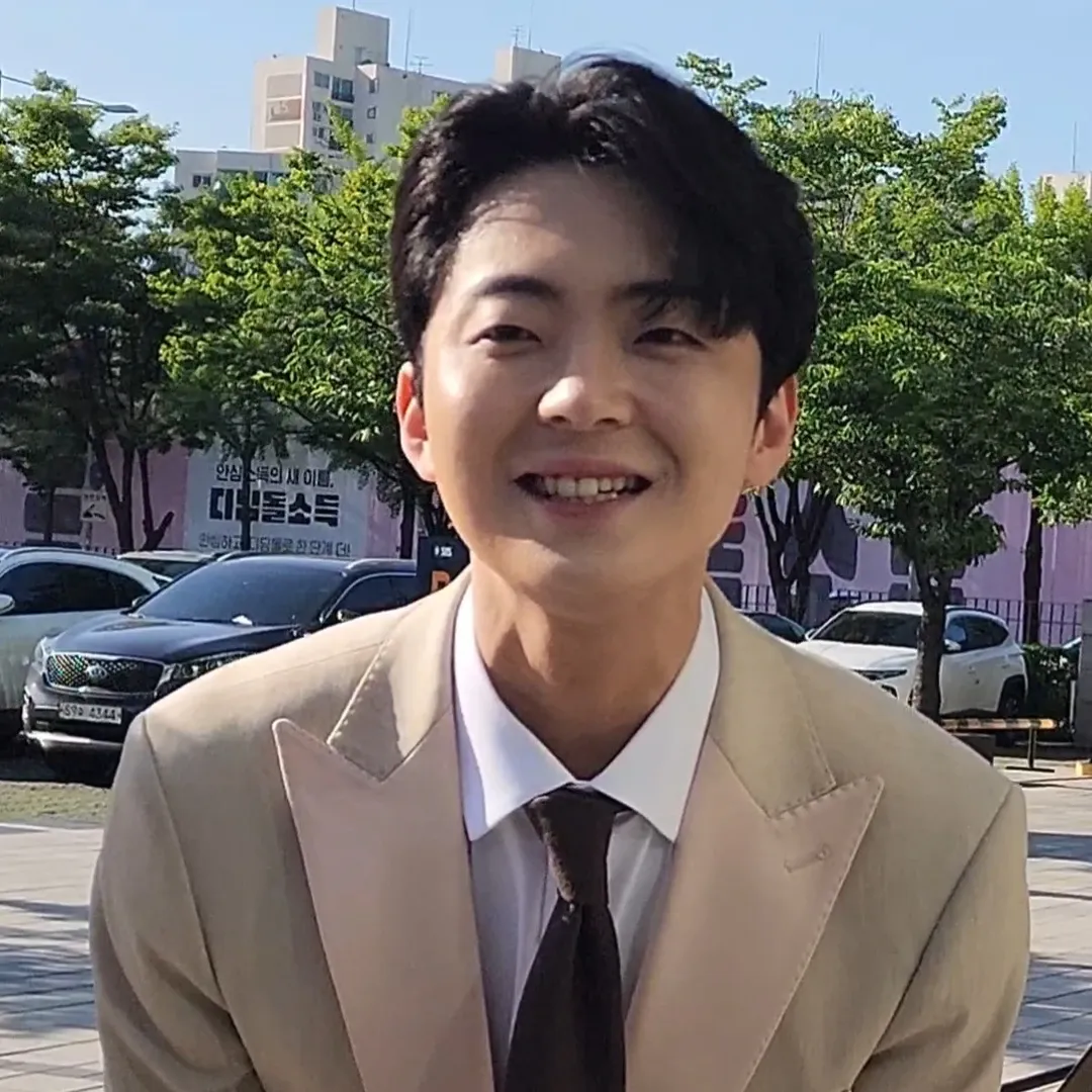 Recent activity shot of Park Minsu