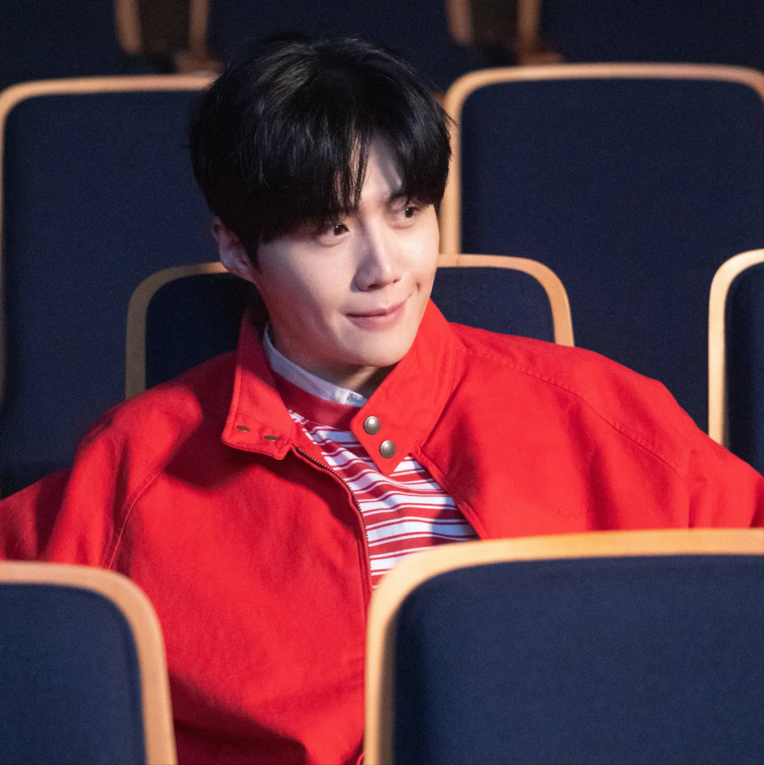 Latest photo of Kim Seonho