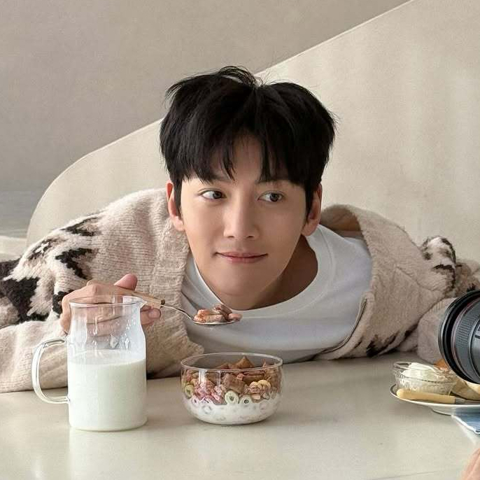 チ・チャンウクの最新写真