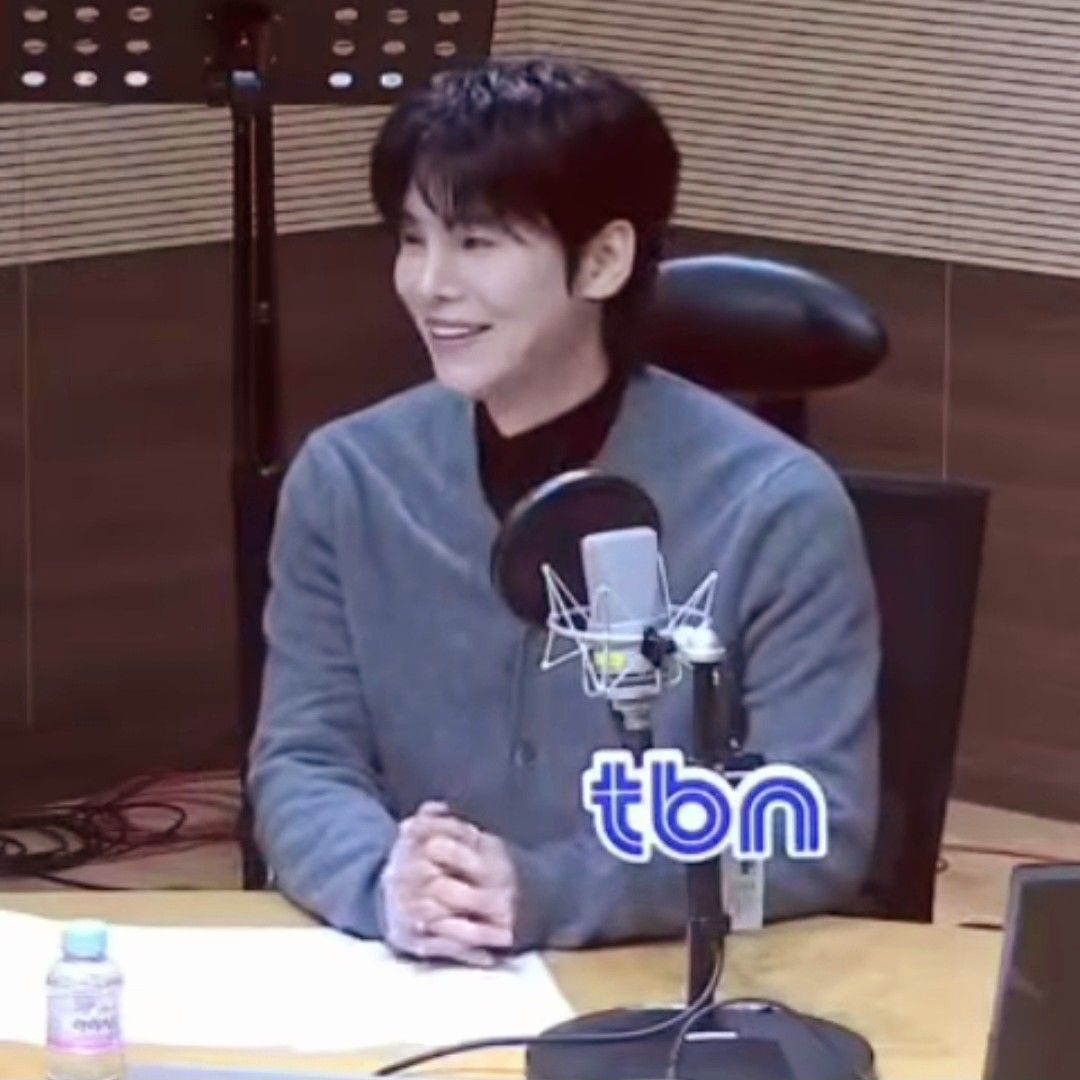 Behind-the-scenes cut of Kim Junsu (1991)