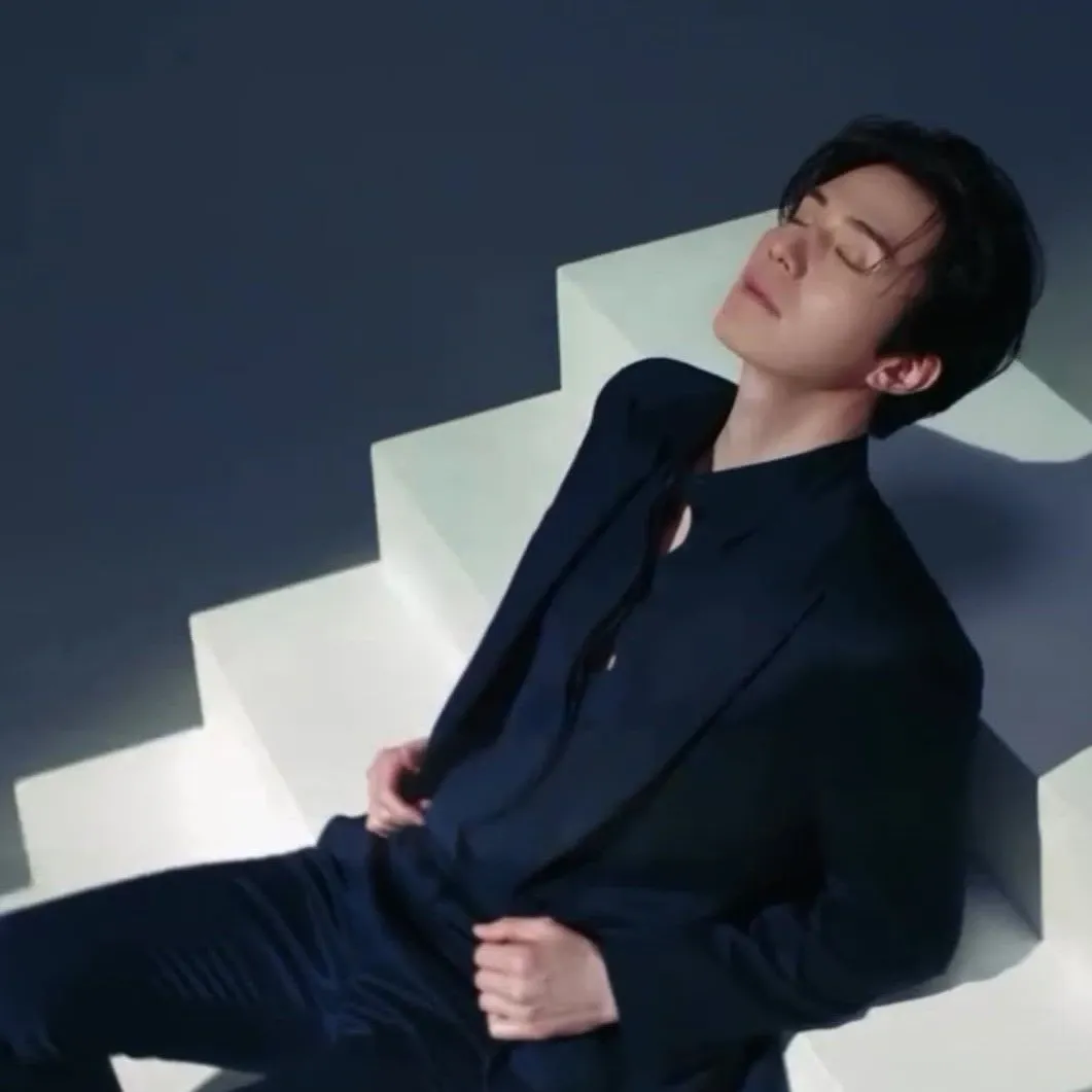 Latest photo of Lee Dongwook