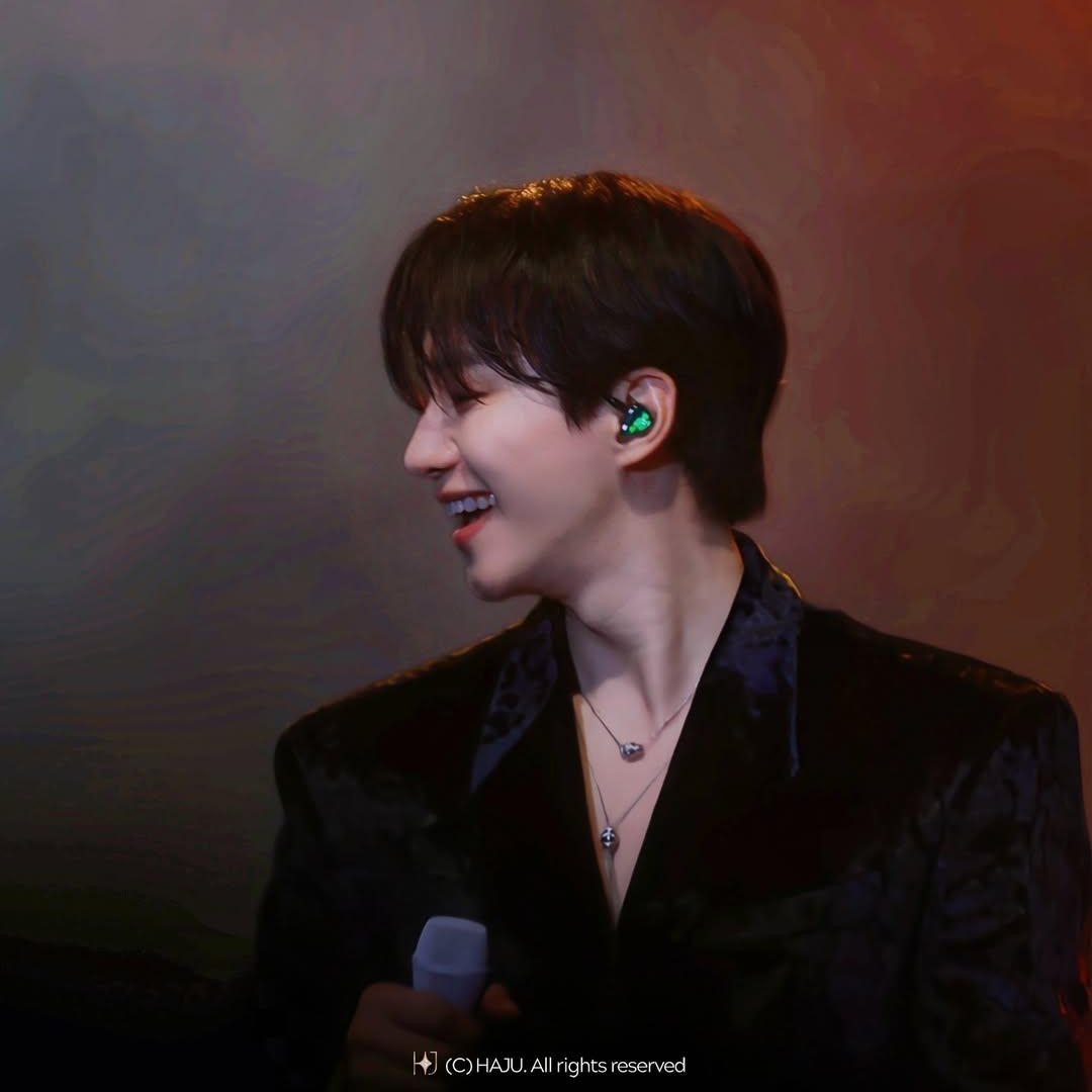 Cuplikan di balik layar dari Lee Junho