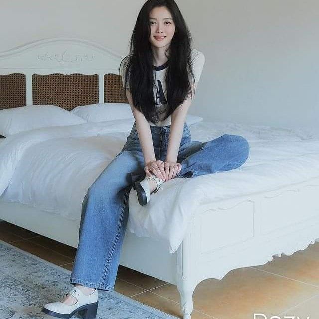 Recent activity shot of Kim Youjung