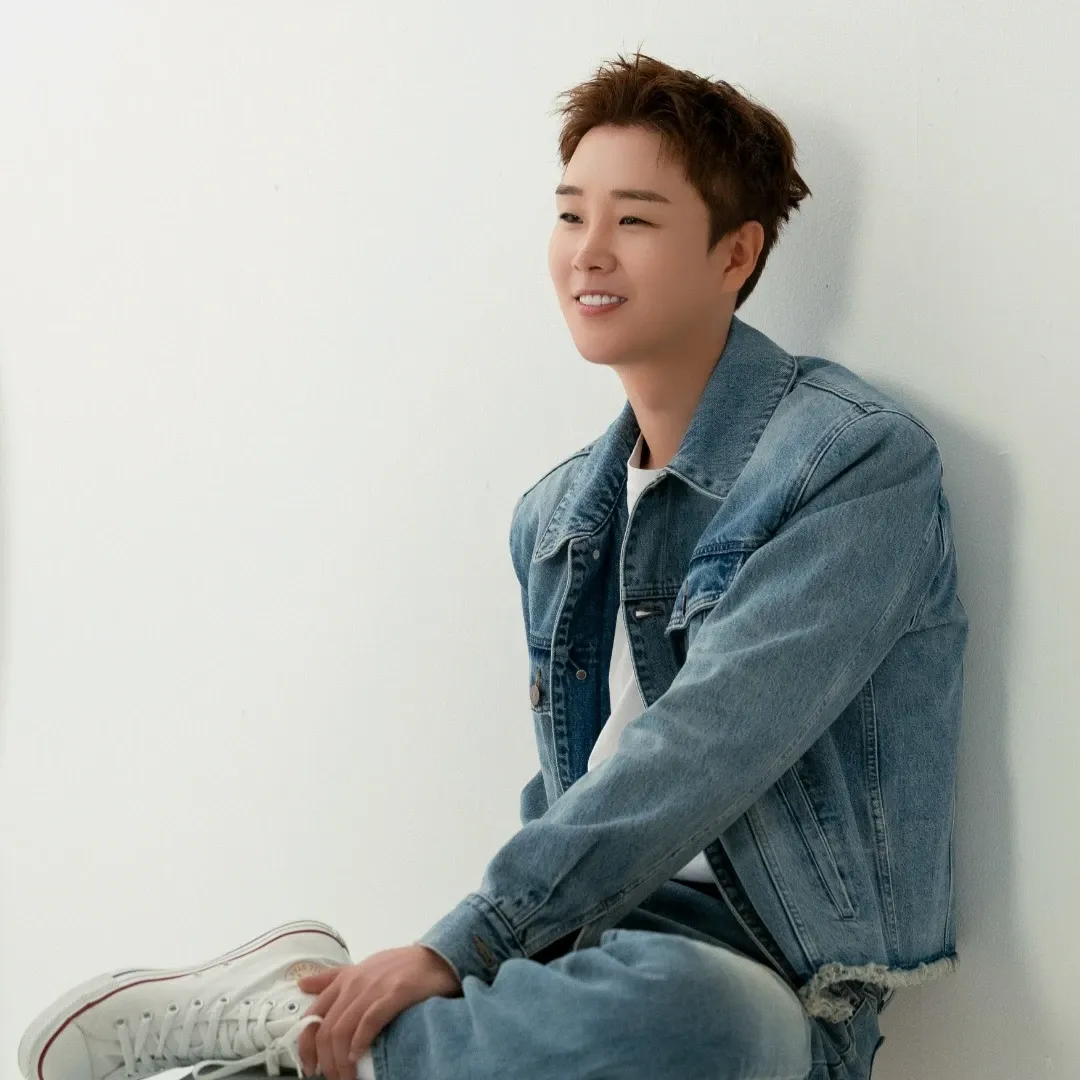 Behind-the-scenes cut of Song Minjun