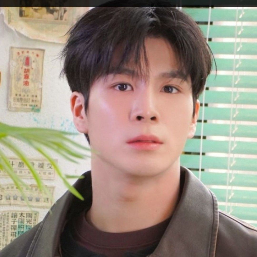 Cuplikan di balik layar dari Jeong Dongwon