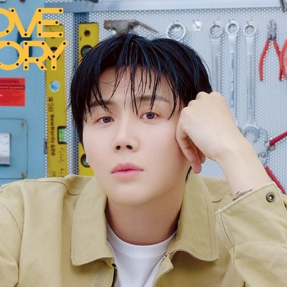 Behind-the-scenes cut of Kim Seonho