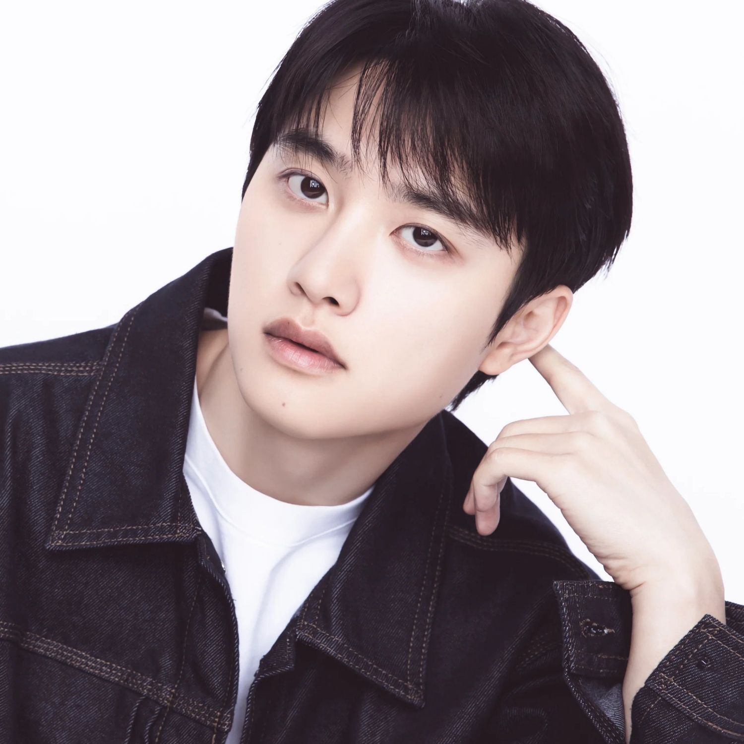 都暻秀 (D.O.)的幕後花絮