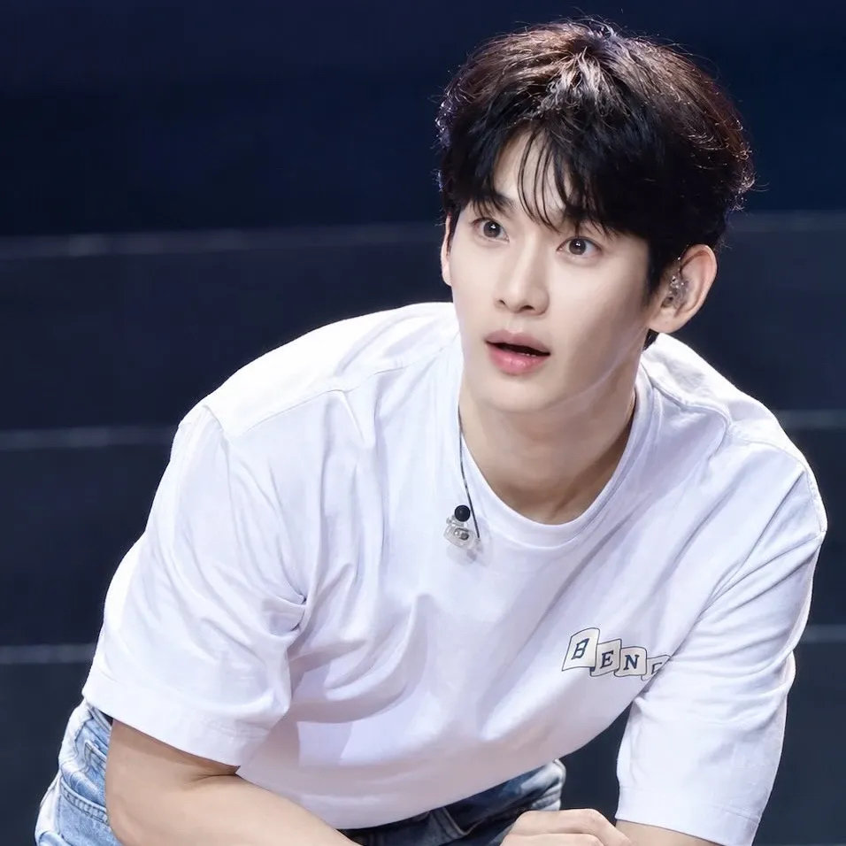 Behind-the-scenes cut of Kim Soohyun