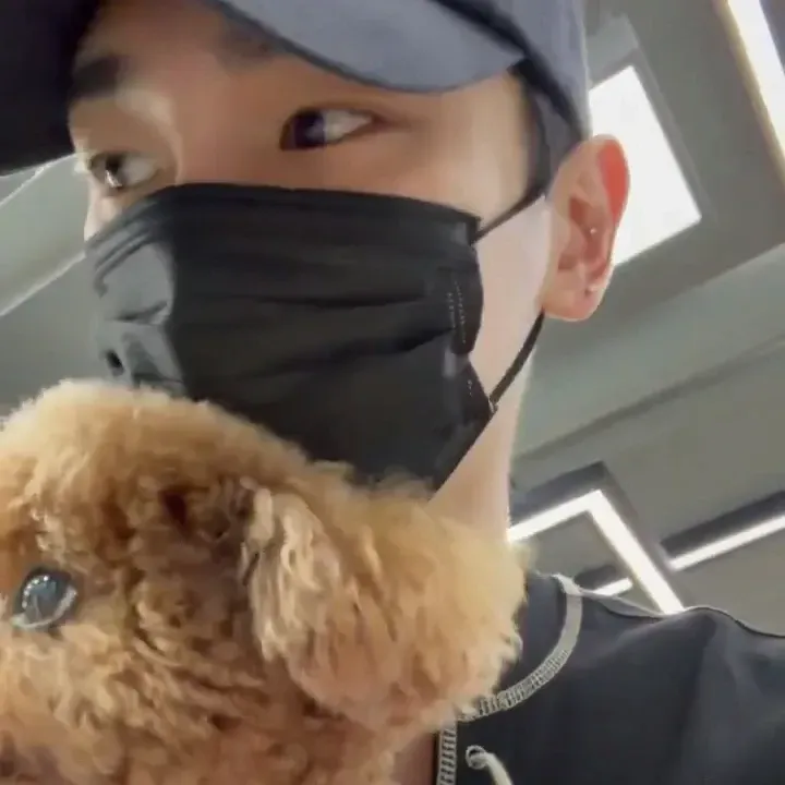 Behind-the-scenes cut of Key