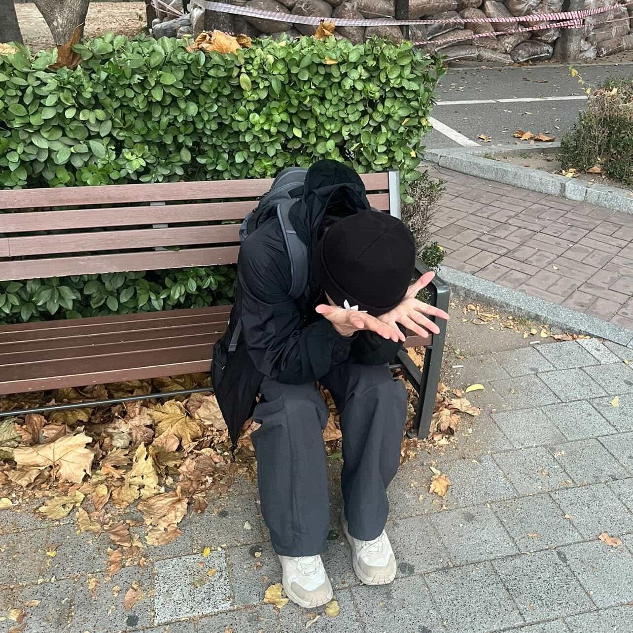 Behind-the-scenes cut of Kim Minjae