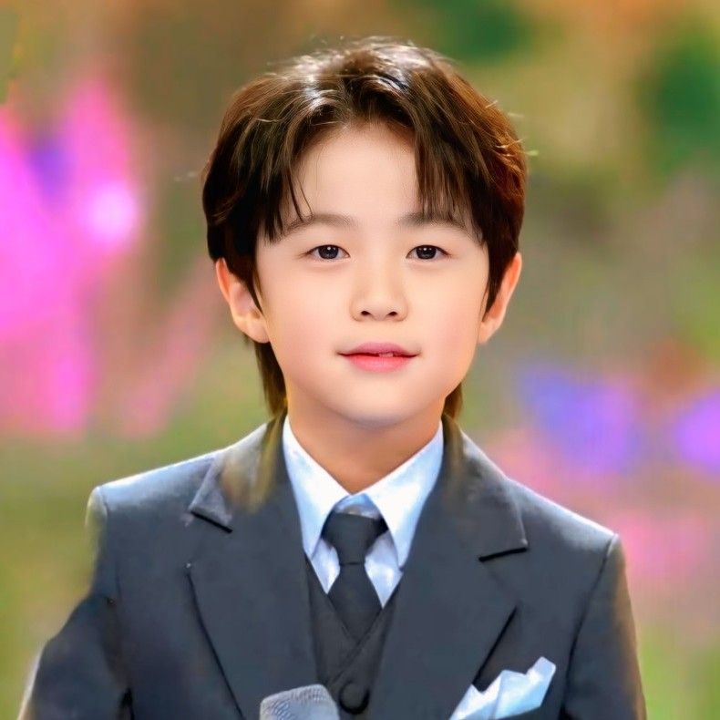 Behind-the-scenes cut of You Jiwoo