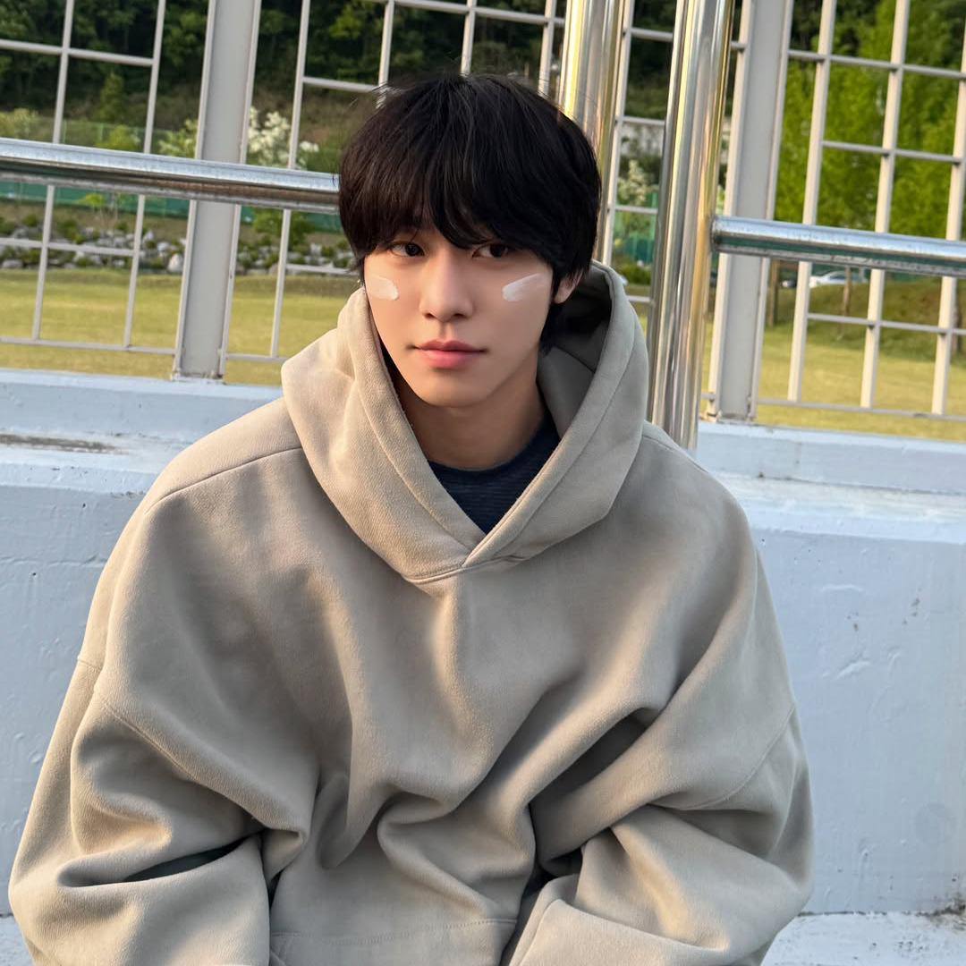 Recent activity shot of Ahn Hyoseop