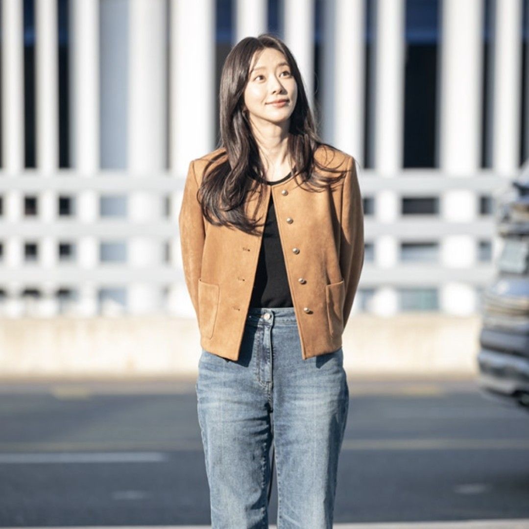 Recent activity shot of Lee Joobeen