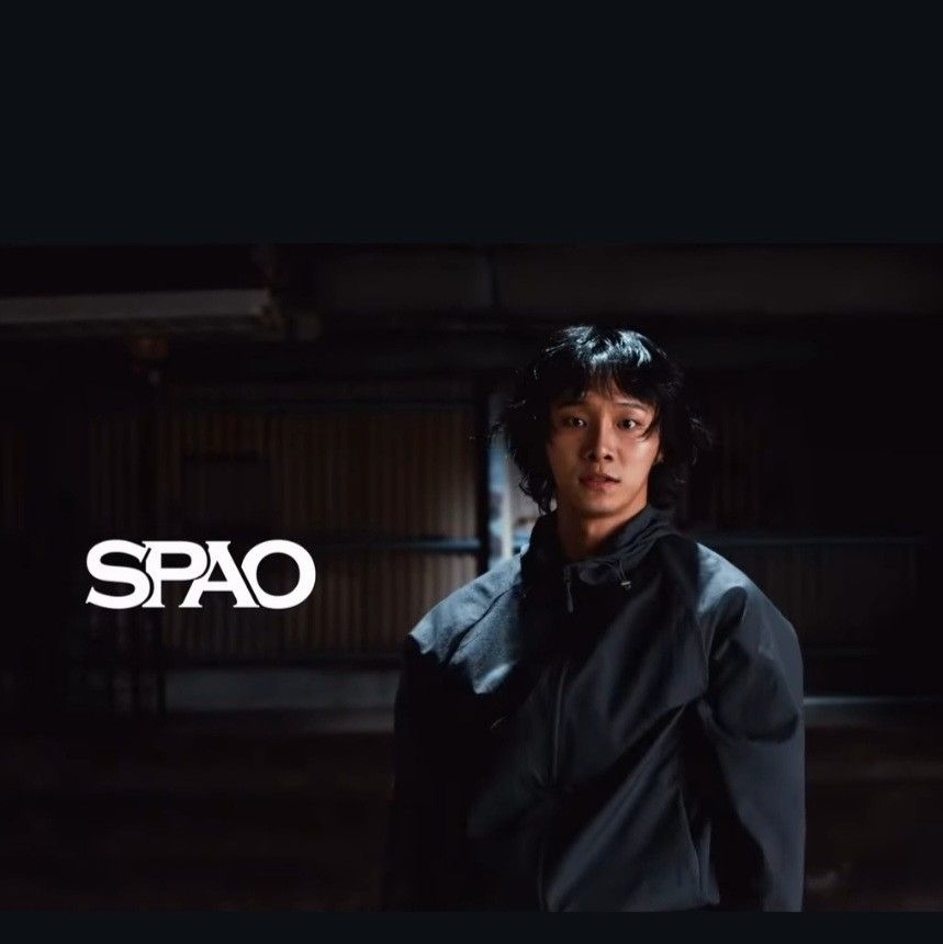 A moment captured by a fan of Ki Moogan