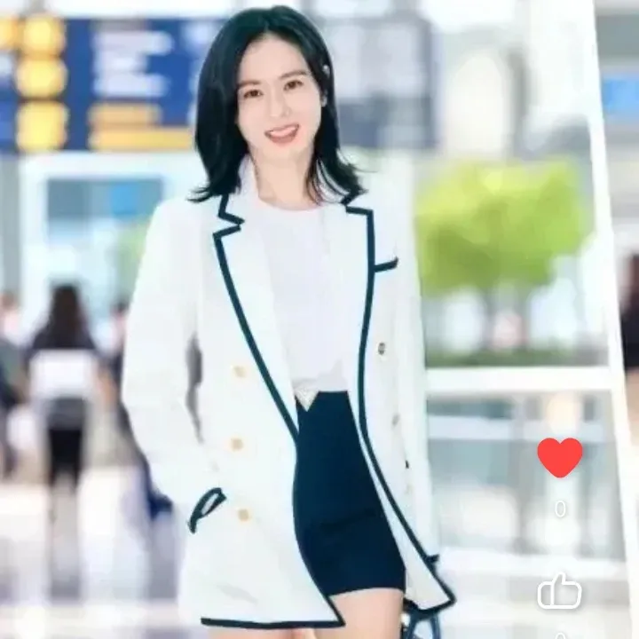 Foto terbaru dari Son Yejin