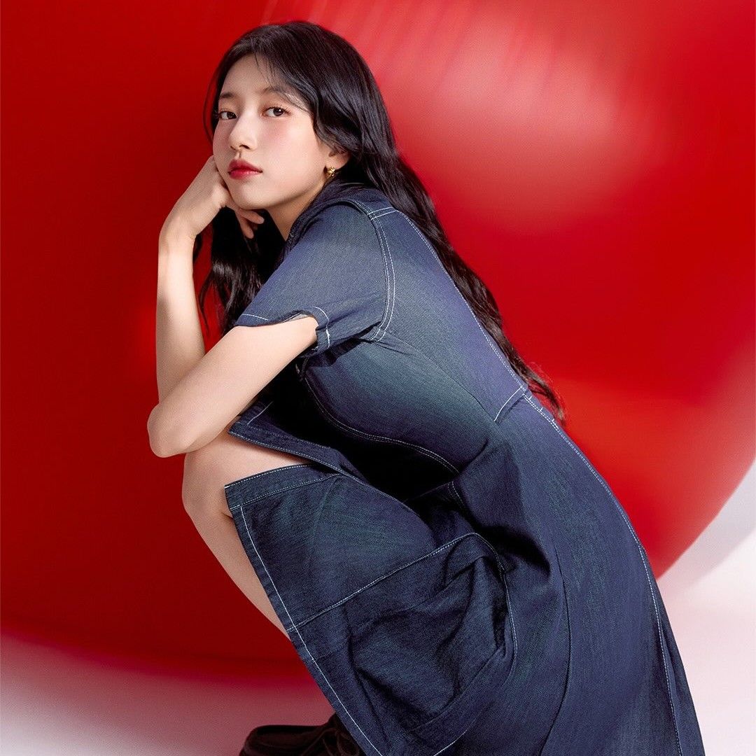 Recent activity shot of Bae Suzy