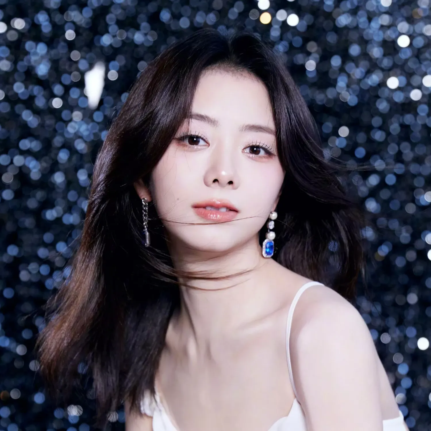 Latest photo of Tan Song Yun