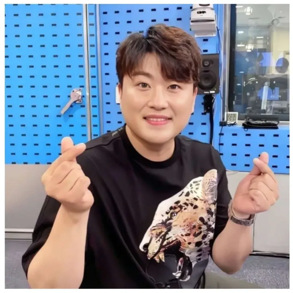 Foto kegiatan terbaru dari Kim Hojoong