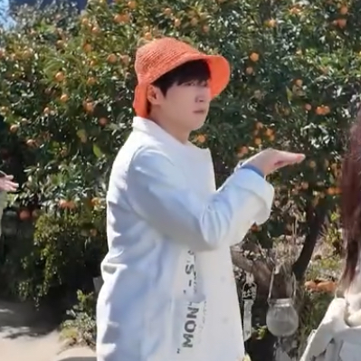 Recent activity shot of Lee Sangyeob