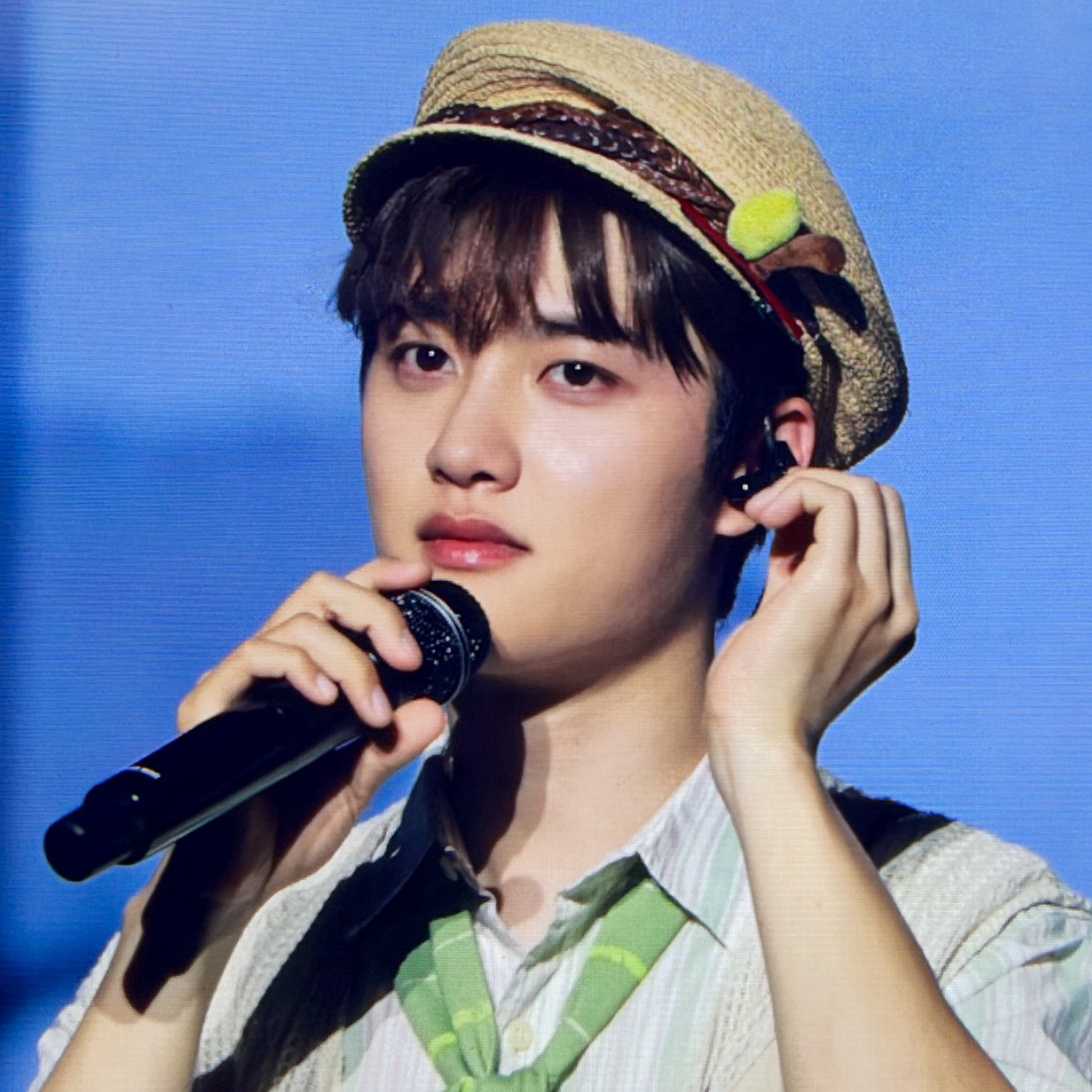 Foto terbaru dari Doh Kyungsoo (D.O.)