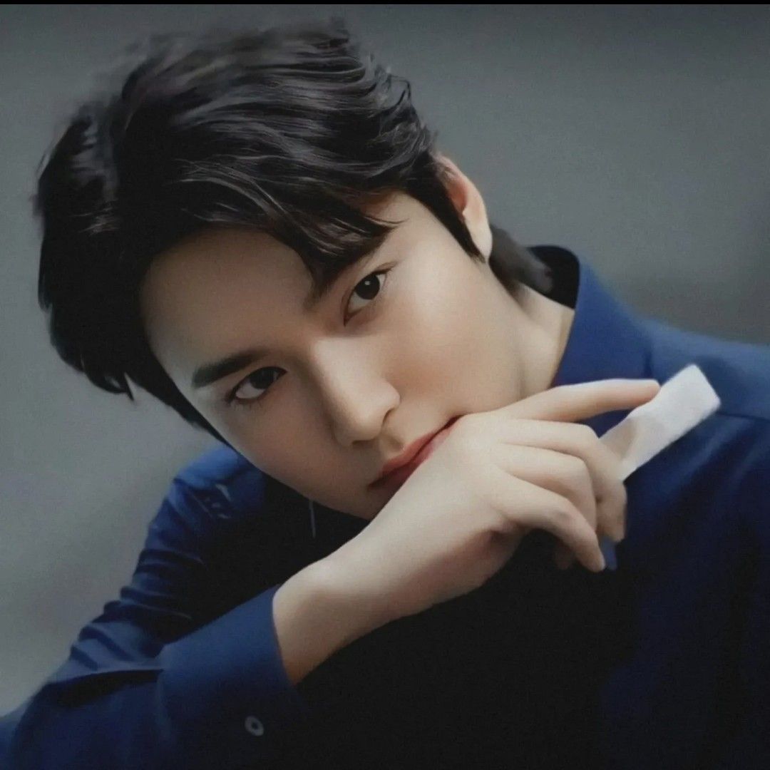 粉絲拍下的李敏鎬瞬間