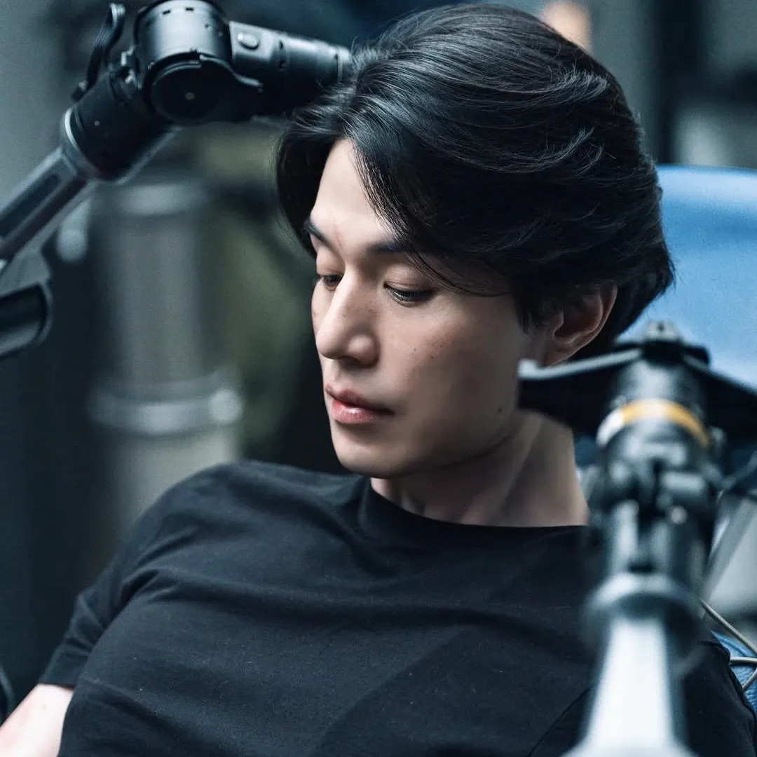 A moment captured by a fan of Lee Dongwook