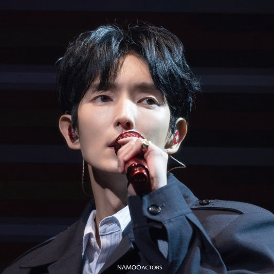A moment captured by a fan of Lee Joongi