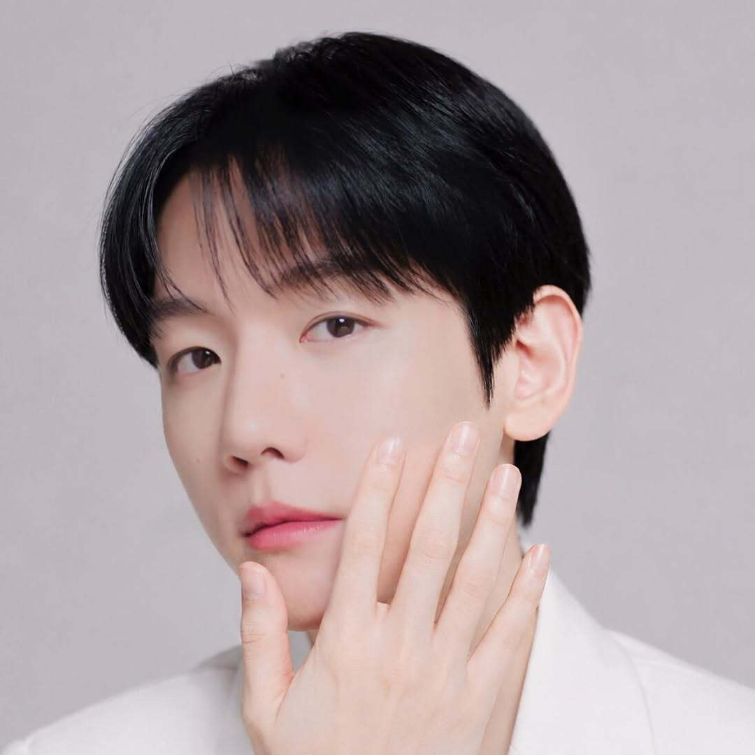 Recent activity shot of Baekhyun