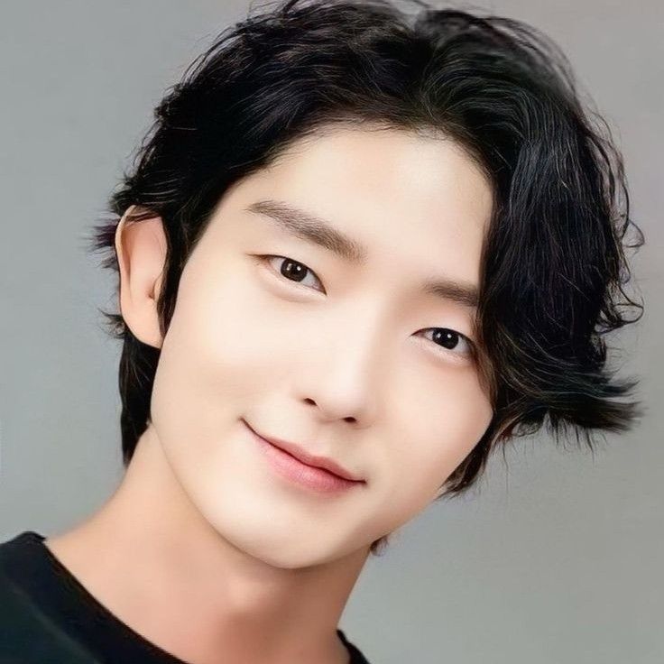 Behind-the-scenes cut of Lee Joongi